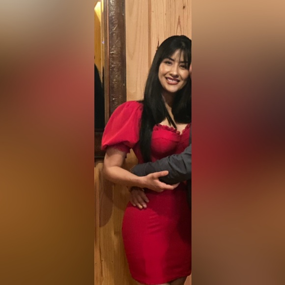 Mini vestido de color rojo - Picture 3 of 3